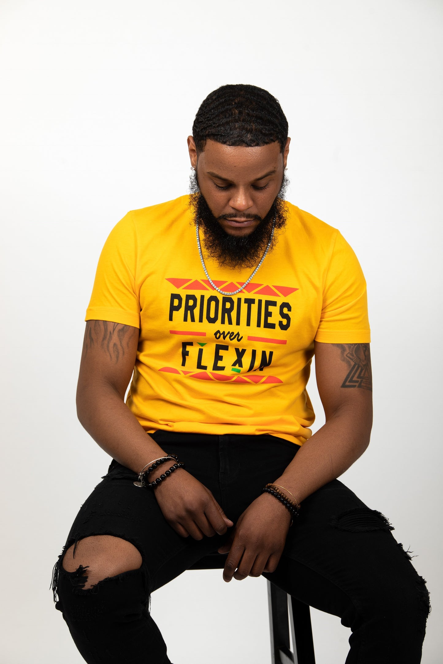 **PRIORITIES over FLEXIN - GOLD MULTI - UNISEX FIT